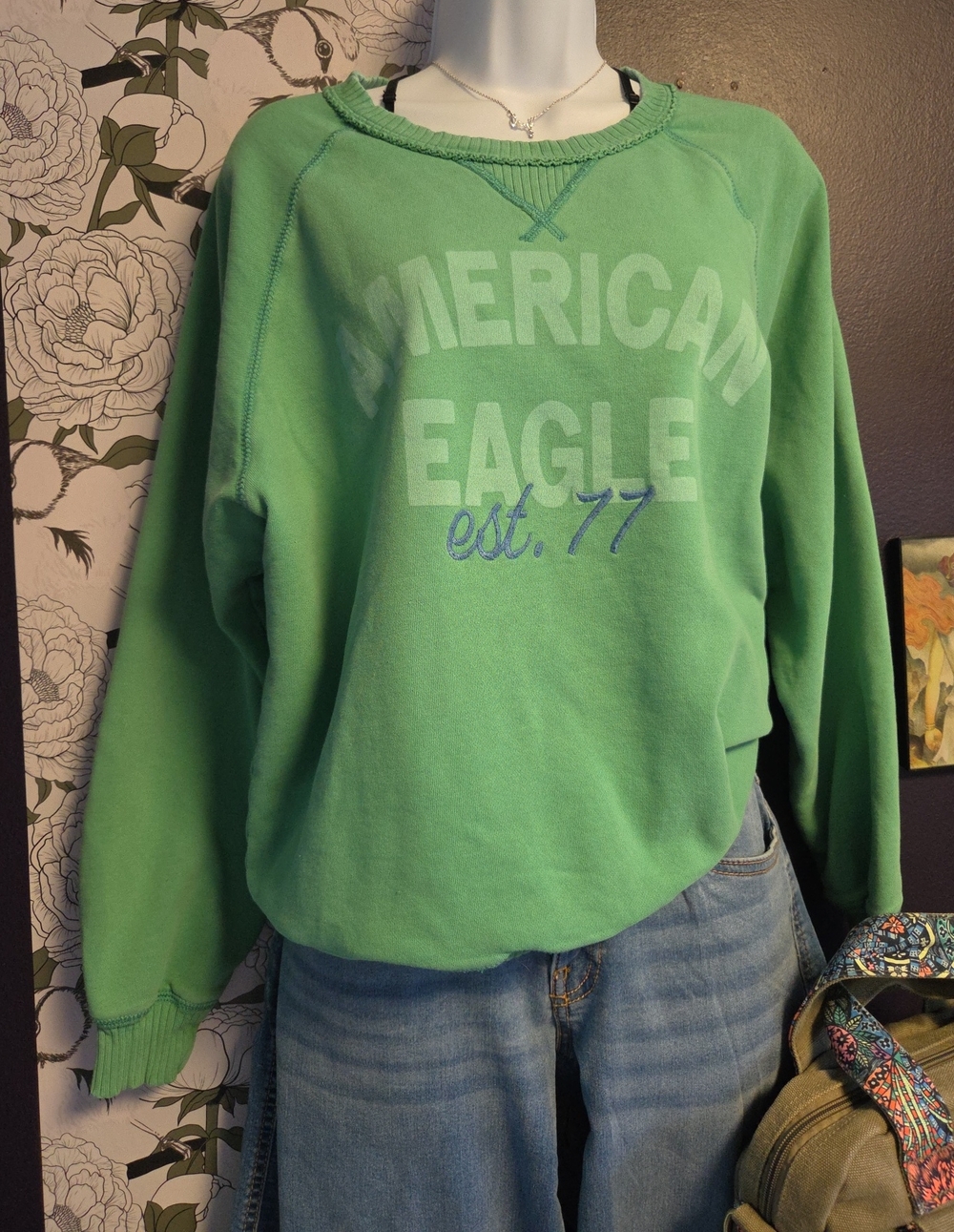American Eagle Lived-in Mint Green Crewneck Sweatshirt